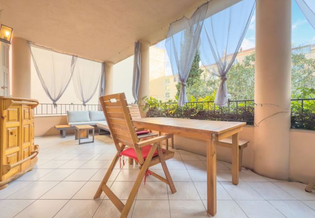 Appartement à Cannes - Le Quatuor - Cannes Centre 4 chambres Appartement à Cannes - Le Quatuor - Cannes Centre 4 chambres