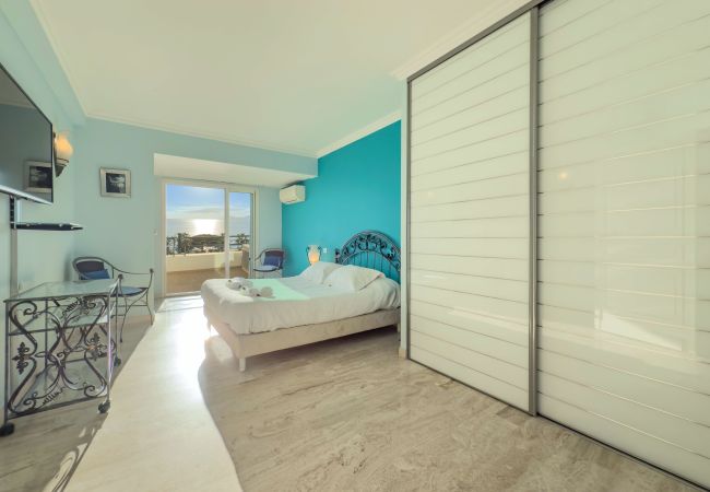 Appartement à Cannes - Le Palais des Îles  Appartement à Cannes - Le Palais des Îles