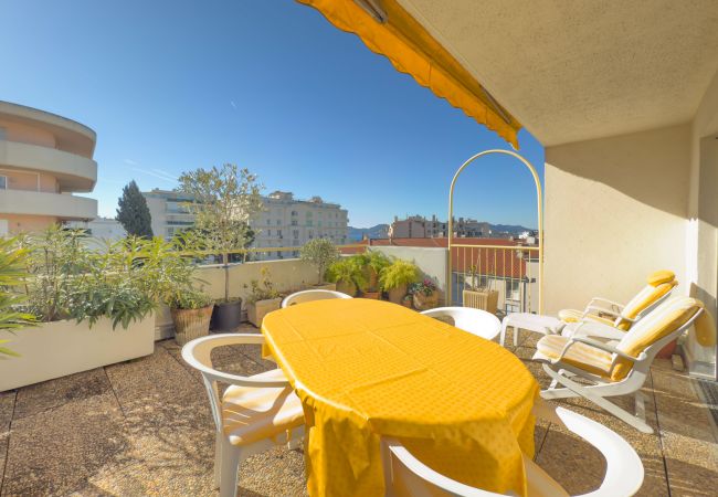 Appartement à Cannes - L'Artiste Appartement à Cannes - L'Artiste