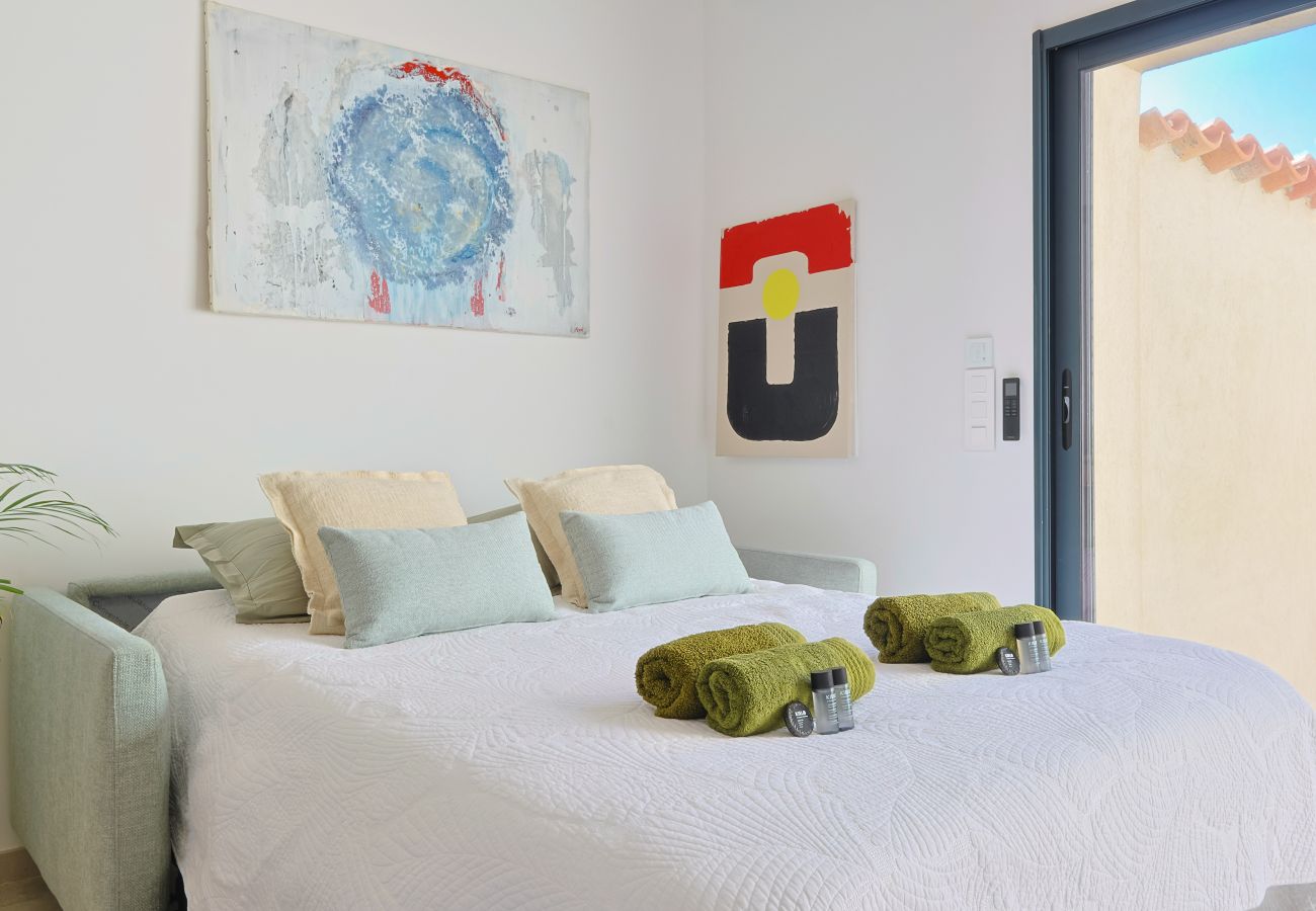 Apartment in Cannes - Loft Palatin - 4 people  - Pool