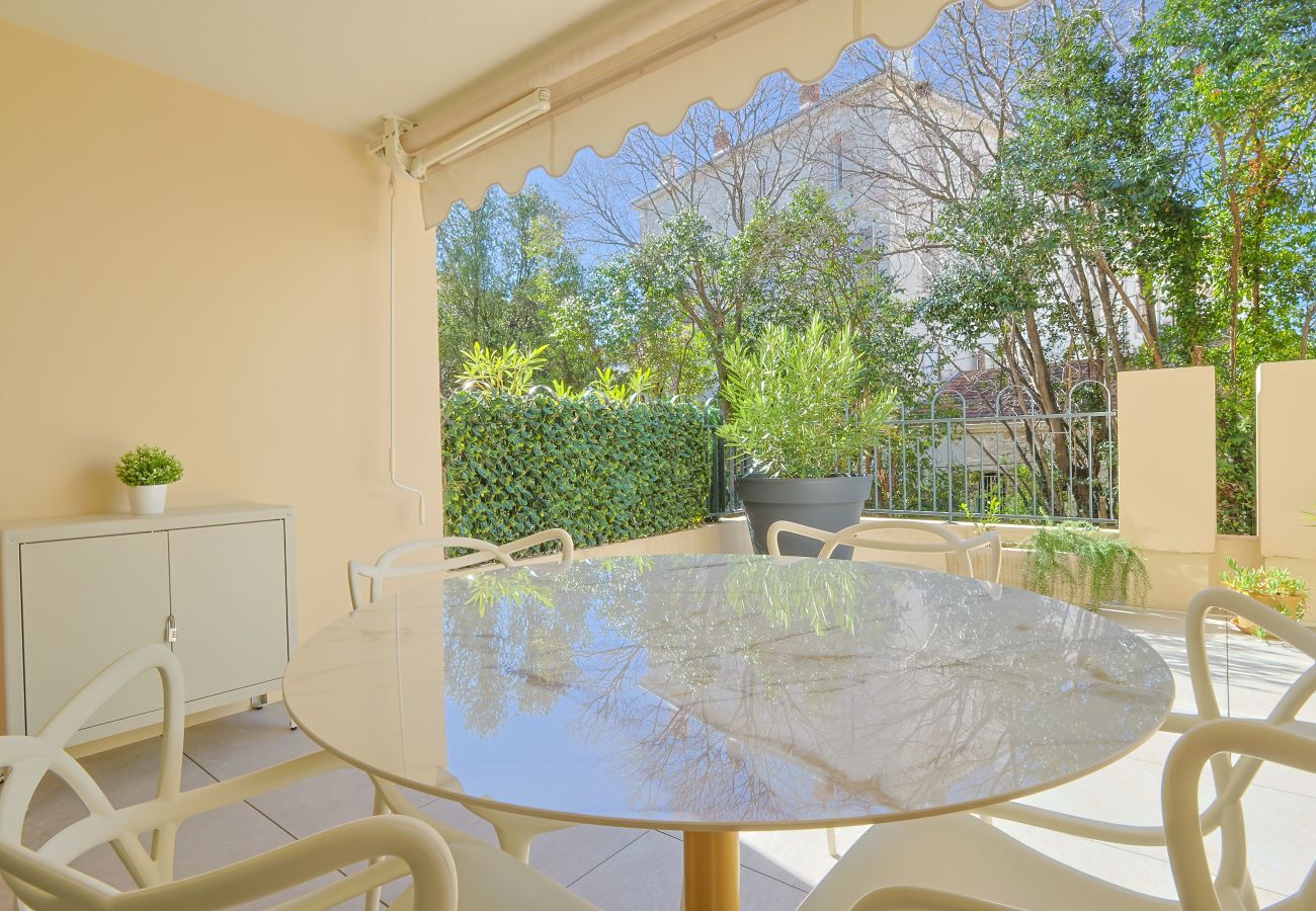 Studio in Cannes - Le Zen City center - Studio - Big terrace